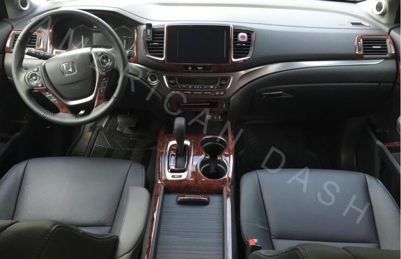 The Interior dash trim kit enhances the interior of a Honda Pilot.